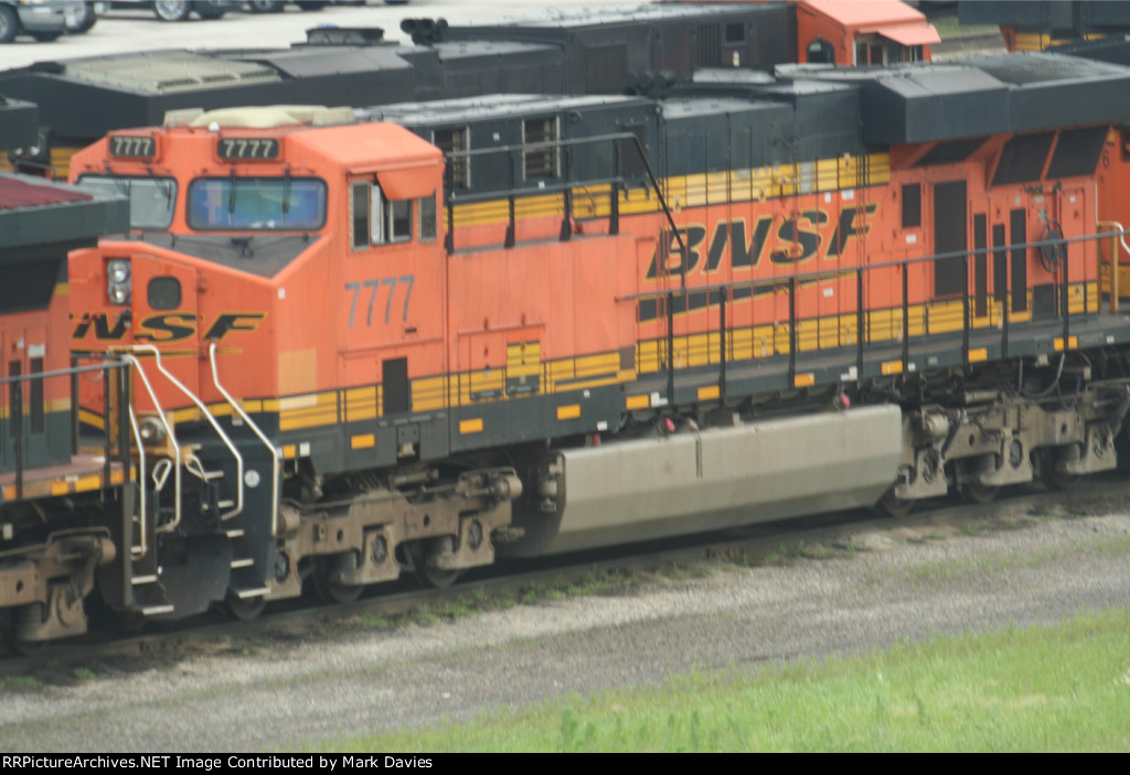 BNSF 7777